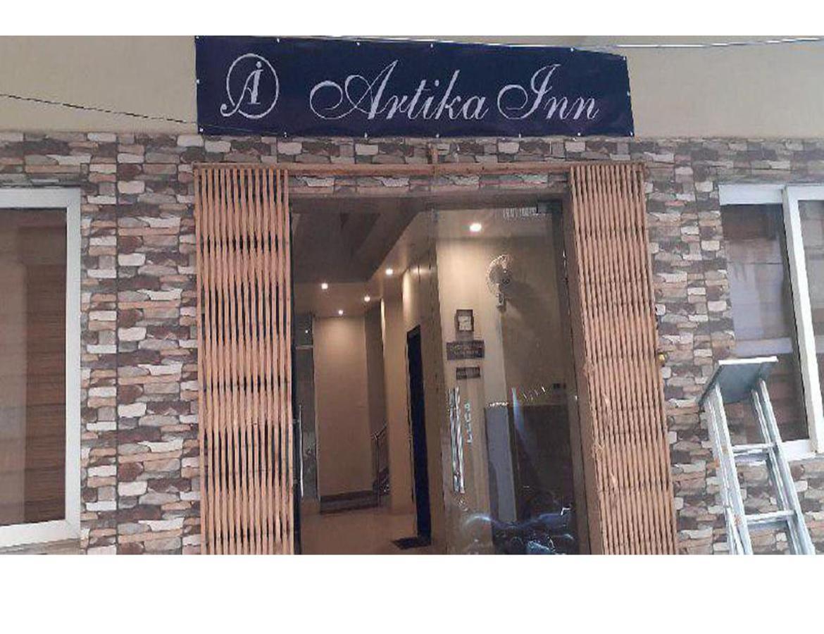 Hotel Artika Inn Варанасі Екстер'єр фото